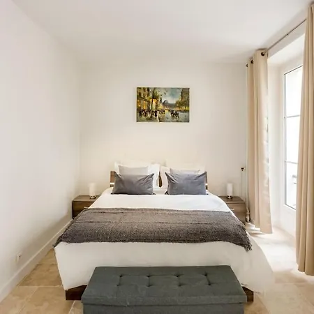 Lägenhet De Charm Distinctif Sejour Elegant Dans Le Marais Branche