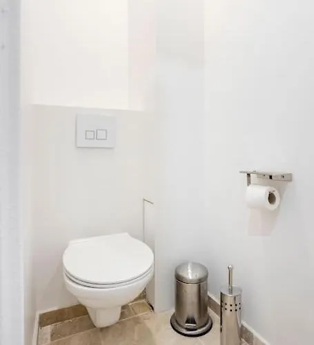 Lägenhet De Charm Distinctif Sejour Elegant Dans Le Marais Branche Paris