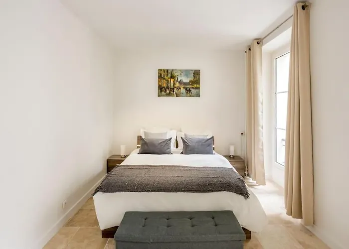 Lägenhet De Charm Distinctif Sejour Elegant Dans Le Marais Branche